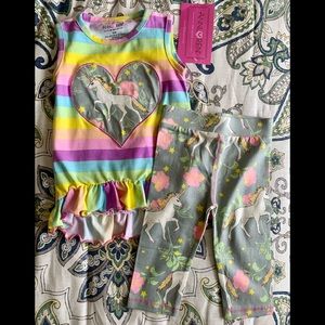 NWT AnnLoren 2-3T Matching Set Unicorns Rainbows